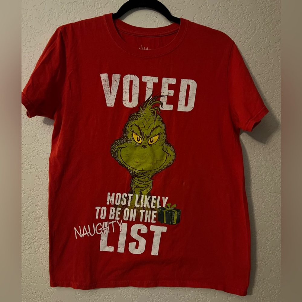 Grinch T-Shirt, Preloved, Size Medium